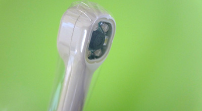 滅菌できない器具はビニールで包んで使用しています。